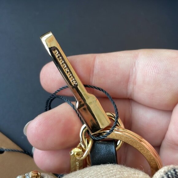 BURBERRY Bear 🐻 key chain bag charm with tag and box - Picture 7 of 10